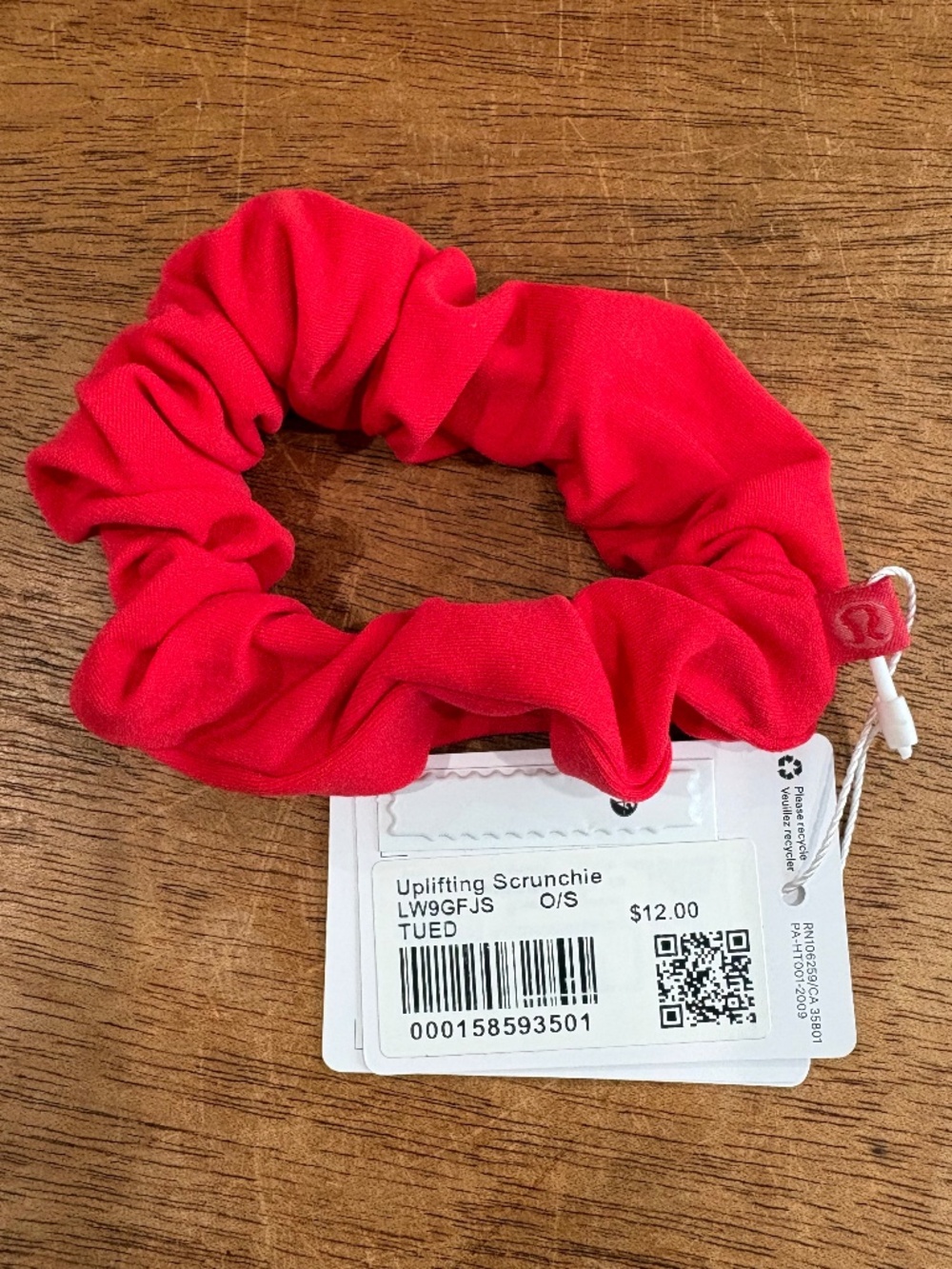 Lululemon Uplifting Scrunchie True red